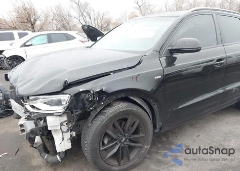 2018 Audi Q3 2.0T Premium/2.0T Sport Premium z USA, uszkodzony, nr VIN WA1ECCFS3JR019429